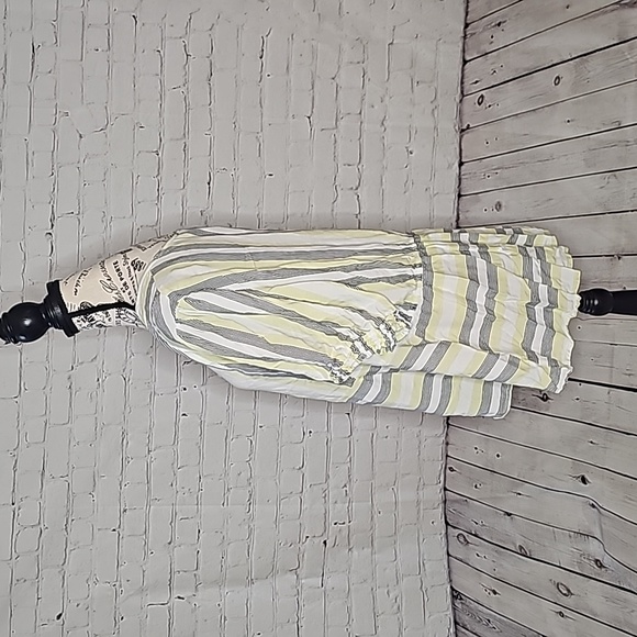 Lane Bryant Short Sleeve Striped Blouse - Picture 4 of 9